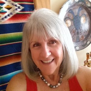 Meet your Posher, Sandra